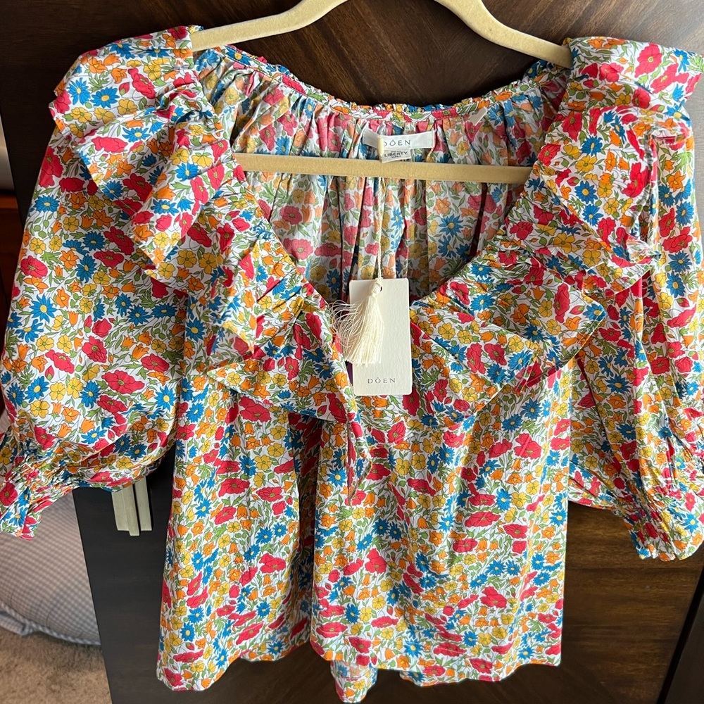 DOEN Constance top in Liberty poppy floral